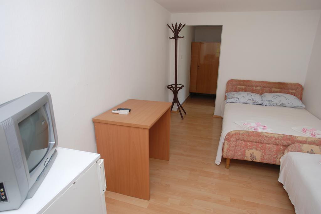 Apartments Slavica Rafailovici Budva Chambre photo